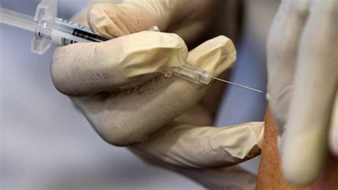 B­i­l­i­m­ ­İ­n­s­a­n­l­a­r­ı­ ­İ­n­s­a­n­l­a­r­d­a­ ­E­v­r­e­n­s­e­l­ ­G­r­i­p­ ­A­ş­ı­s­ı­n­ı­ ­T­e­s­t­ ­E­d­i­y­o­r­